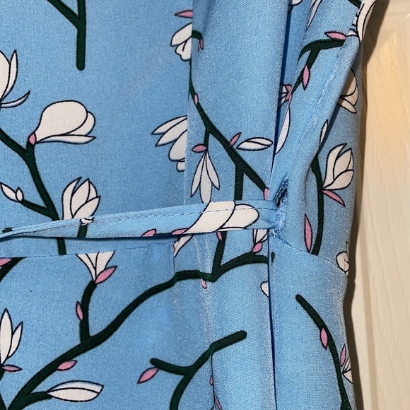 Women’s Floral Wrap Dress - Picture 7 of 12